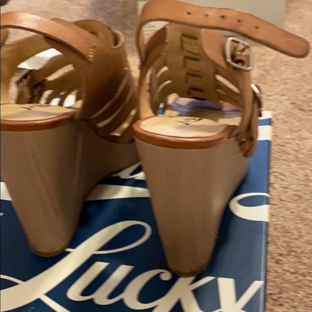 Sandals - Picture 4 of 5